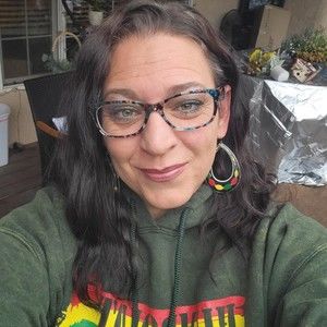 Meet your Posher, Posh